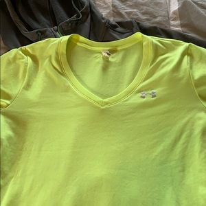 Under Armour Vneck Tee